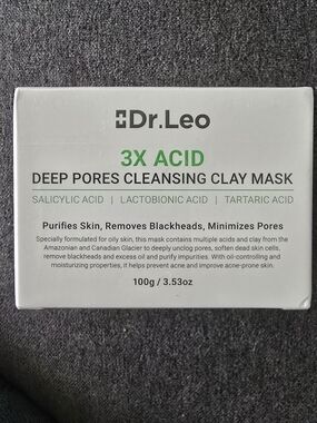 Dr. Leo 3X Acid Deep Pores Cleansing Clay Mask BUNDLE with a pair of earrings